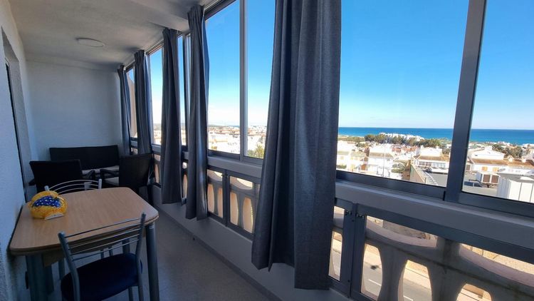 Apartmán s panoramatickými výhledy na moře v Torrevieja (Torreblanca)